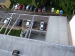 Poškozené stříšky balkónů